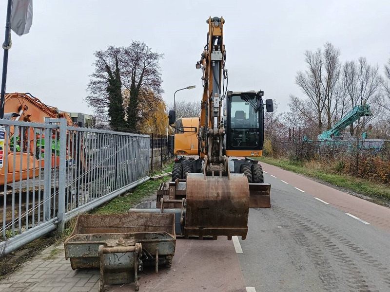 Liebherr A 910 Compact mobiele graafmachine excavator 12,5T - Excavadora de ruedas: foto 3 Liebherr A 910 Compact mobiele graafmachine excavator 12,5T - Excavadora de ruedas: foto 3