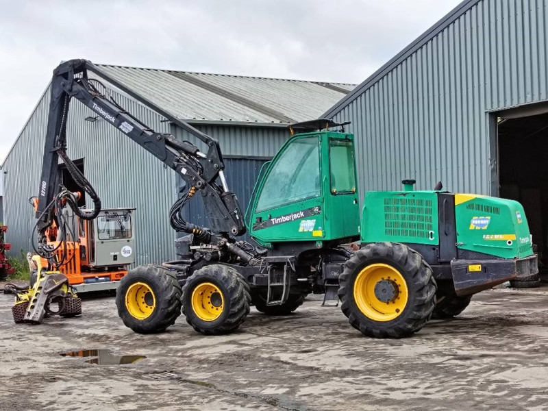 Timberjack 1270D harvester delimber bomenrooier 2004 CE airco - Cosechadora: foto 1 Timberjack 1270D harvester delimber bomenrooier 2004 CE airco - Cosechadora: foto 1