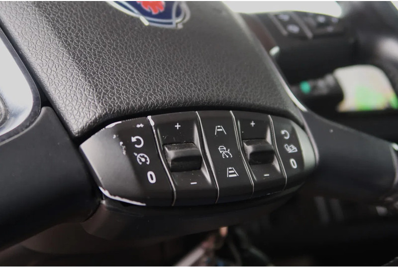 Scania R500 NGS 6x2/4 NB RETARDER/ FULL AIR/ SLIDE DISH/ DIFF-LOCK/ ACC - Cabeza tractora: foto 5 Scania R500 NGS 6x2/4 NB RETARDER/ FULL AIR/ SLIDE DISH/ DIFF-LOCK/ ACC - Cabeza tractora: foto 5