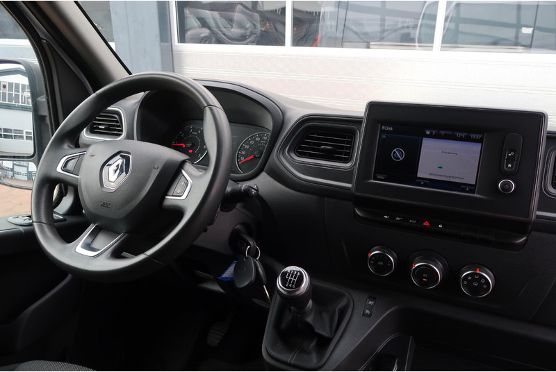 Renault Master T35 2.3 dCi 180 L3H2 Energy LED/ CRUISE/ AIRCO/ IMPERIAAL/ TREKHAAK - Furgón: foto 4 Renault Master T35 2.3 dCi 180 L3H2 Energy LED/ CRUISE/ AIRCO/ IMPERIAAL/ TREKHAAK - Furgón: foto 4