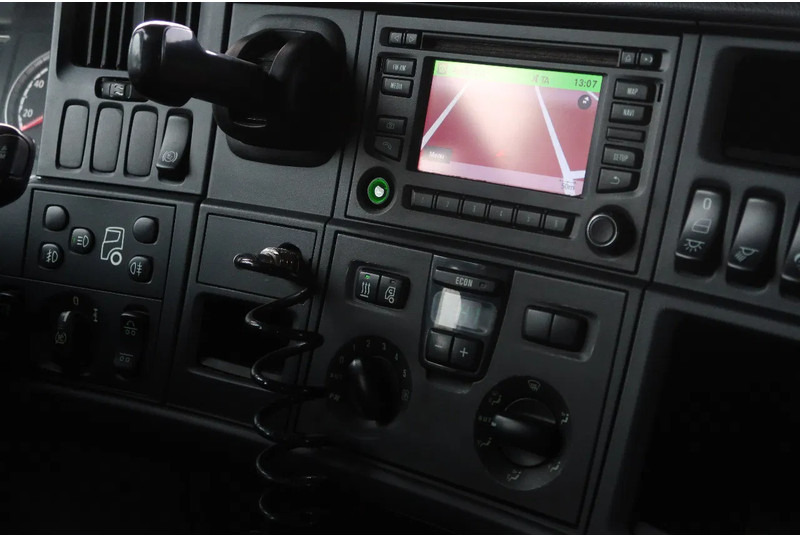 Scania R450 6X2/ HOOKLIFT 20T/ RETARDER/ LIFT/ - Camión con equipo de cable: foto 4 Scania R450 6X2/ HOOKLIFT 20T/ RETARDER/ LIFT/ - Camión con equipo de cable: foto 4