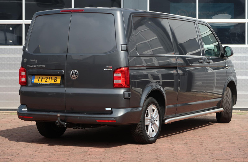 Volkswagen Transporter 2.0 TDI L2H1 Highline AUT/ NAVI/ CAMERA/ CRUISE/ AIRCO/ LEDER/ TREKHAAK - Furgoneta pequeña: foto 4 Volkswagen Transporter 2.0 TDI L2H1 Highline AUT/ NAVI/ CAMERA/ CRUISE/ AIRCO/ LEDER/ TREKHAAK - Furgoneta pequeña: foto 4