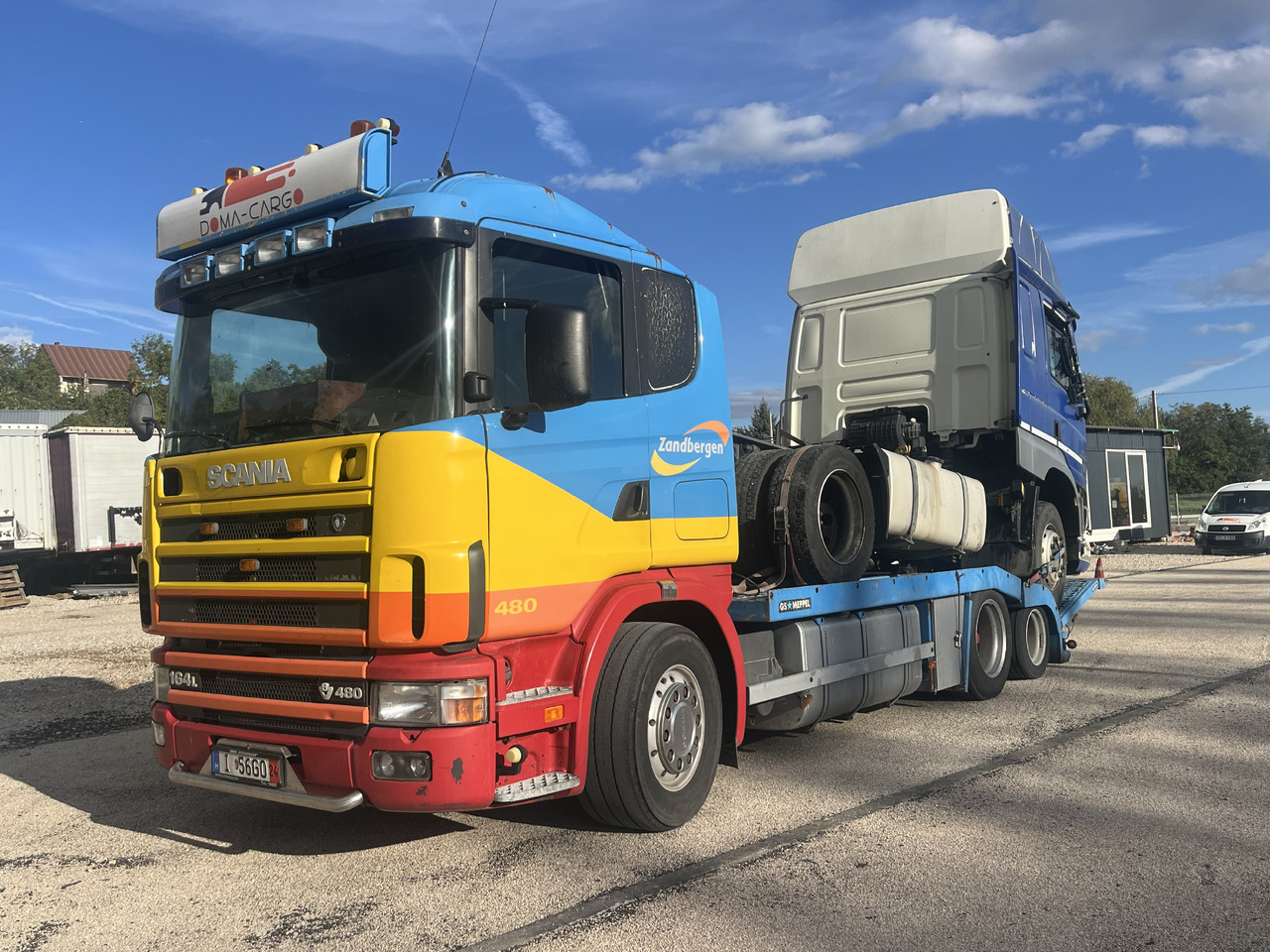 SCANIA 164 480 V8 GS MEPPEL - Camión portavehículos: foto 1 SCANIA 164 480 V8 GS MEPPEL - Camión portavehículos: foto 1