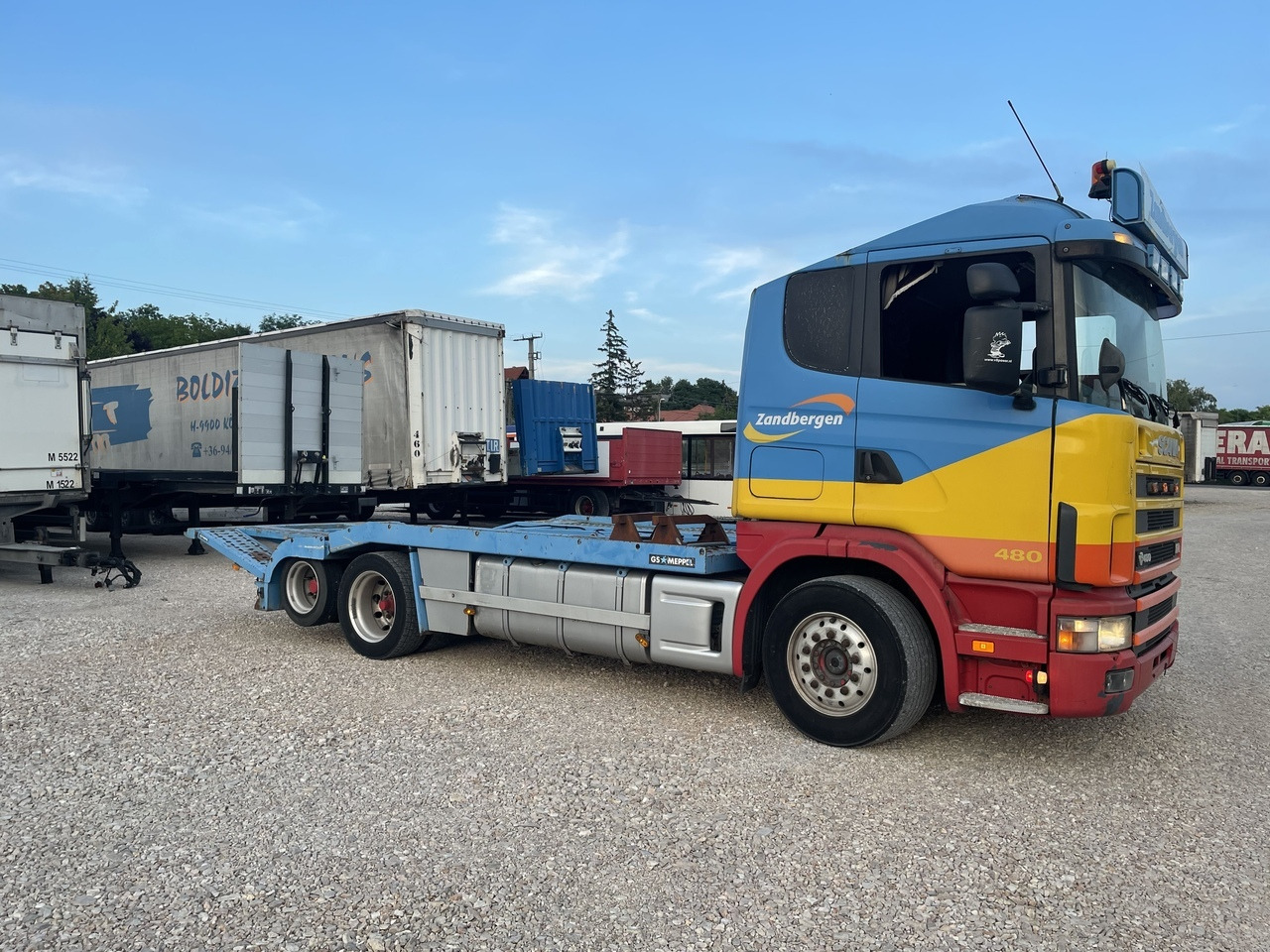 SCANIA 164 480 V8 GS MEPPEL - Camión portavehículos: foto 3 SCANIA 164 480 V8 GS MEPPEL - Camión portavehículos: foto 3