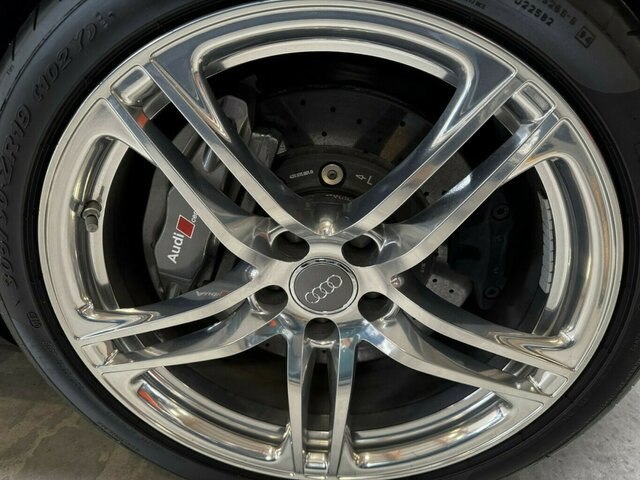 AUDI R8 4.2 FSI V8 quattro Coupé... - Coche: foto 2 AUDI R8 4.2 FSI V8 quattro Coupé... - Coche: foto 2