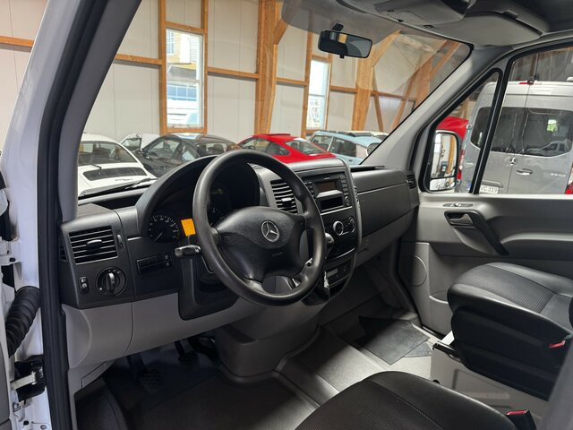 MERCEDES-BENZ Sprinter 316 CDI Doka 4x4 Allrad Plane - Furgoneta con lona, Furgoneta combi: foto 5 MERCEDES-BENZ Sprinter 316 CDI Doka 4x4 Allrad Plane - Furgoneta con lona, Furgoneta combi: foto 5