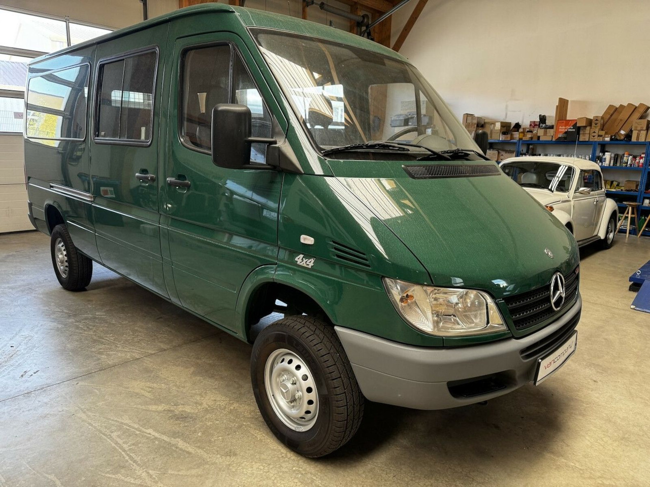 Mercedes-Benz Sprinter 313 CDI 4x4 Allrad ZG3 Topzustand! - Furgoneta de pasajeros, Furgoneta combi: foto 1 Mercedes-Benz Sprinter 313 CDI 4x4 Allrad ZG3 Topzustand! - Furgoneta de pasajeros, Furgoneta combi: foto 1