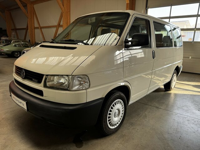 VW T4 Caravelle 2.5 TDI Syncro Sperre 1. Hand! - Coche: foto 1 VW T4 Caravelle 2.5 TDI Syncro Sperre 1. Hand! - Coche: foto 1