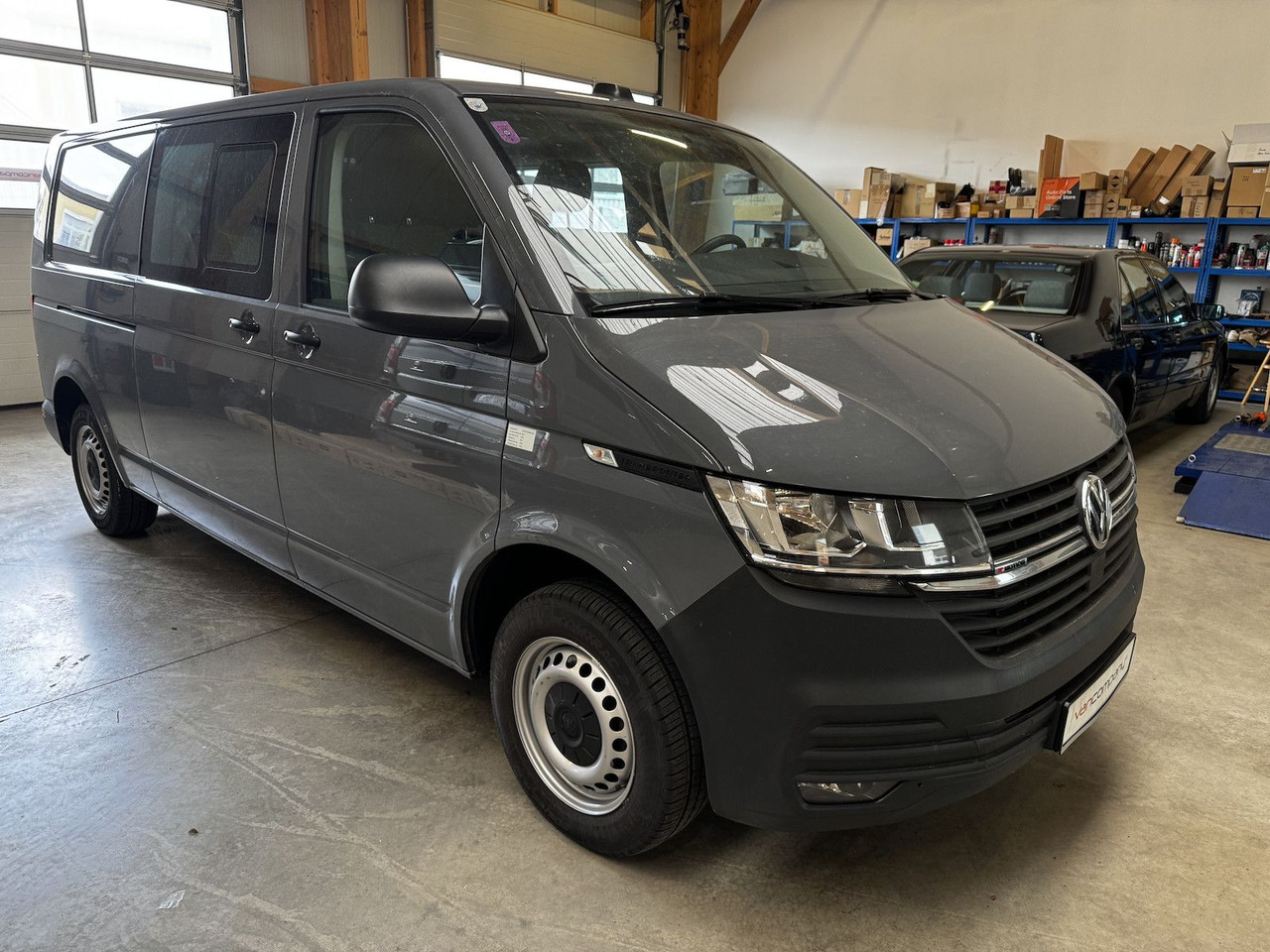 Volkswagen T6.1 lang 5-Sitzer 2.0 TDI 4Motion puregrey - Furgoneta pequeña, Furgoneta combi: foto 4 Volkswagen T6.1 lang 5-Sitzer 2.0 TDI 4Motion puregrey - Furgoneta pequeña, Furgoneta combi: foto 4