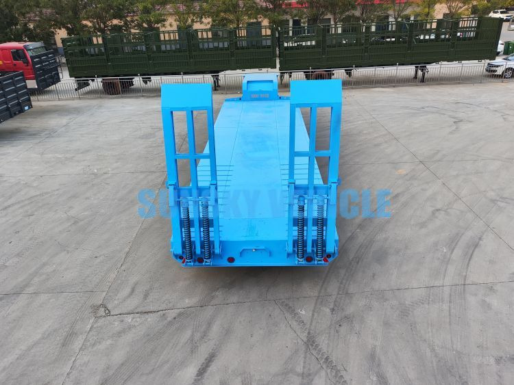 Semirremolque góndola rebajadas para transporte de equipos pesados SUNSKY 30Ton lowbed trailer: foto 9 Semirremolque góndola rebajadas para transporte de equipos pesados SUNSKY 30Ton lowbed trailer: foto 9