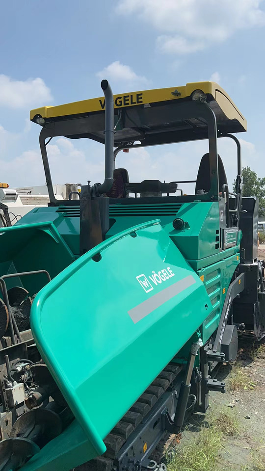 VOGELE S1880-3L Used paver laying machine 10m concrete road asphalt paver - Pavimentadora de asfalto: foto 3 VOGELE S1880-3L Used paver laying machine 10m concrete road asphalt paver - Pavimentadora de asfalto: foto 3
