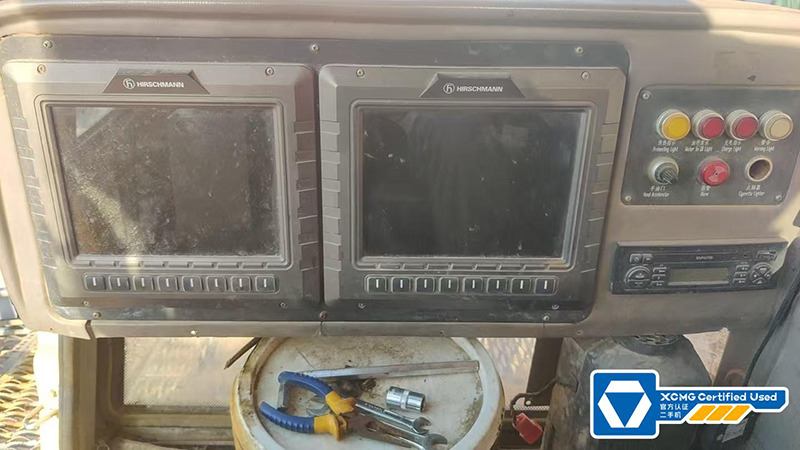 XCMG 500 tons 2016 XGC500 used lift machine crane with crawler for sale - Grúa sobre orugas: foto 3 XCMG 500 tons 2016 XGC500 used lift machine crane with crawler for sale - Grúa sobre orugas: foto 3