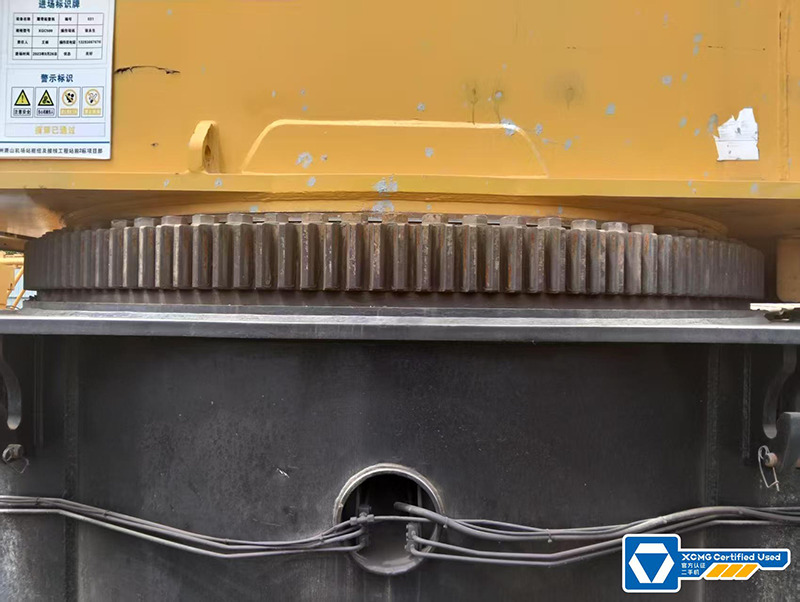 XCMG 500ton second hand XGC500 used hoist machine price - Grúa sobre orugas: foto 3 XCMG 500ton second hand XGC500 used hoist machine price - Grúa sobre orugas: foto 3