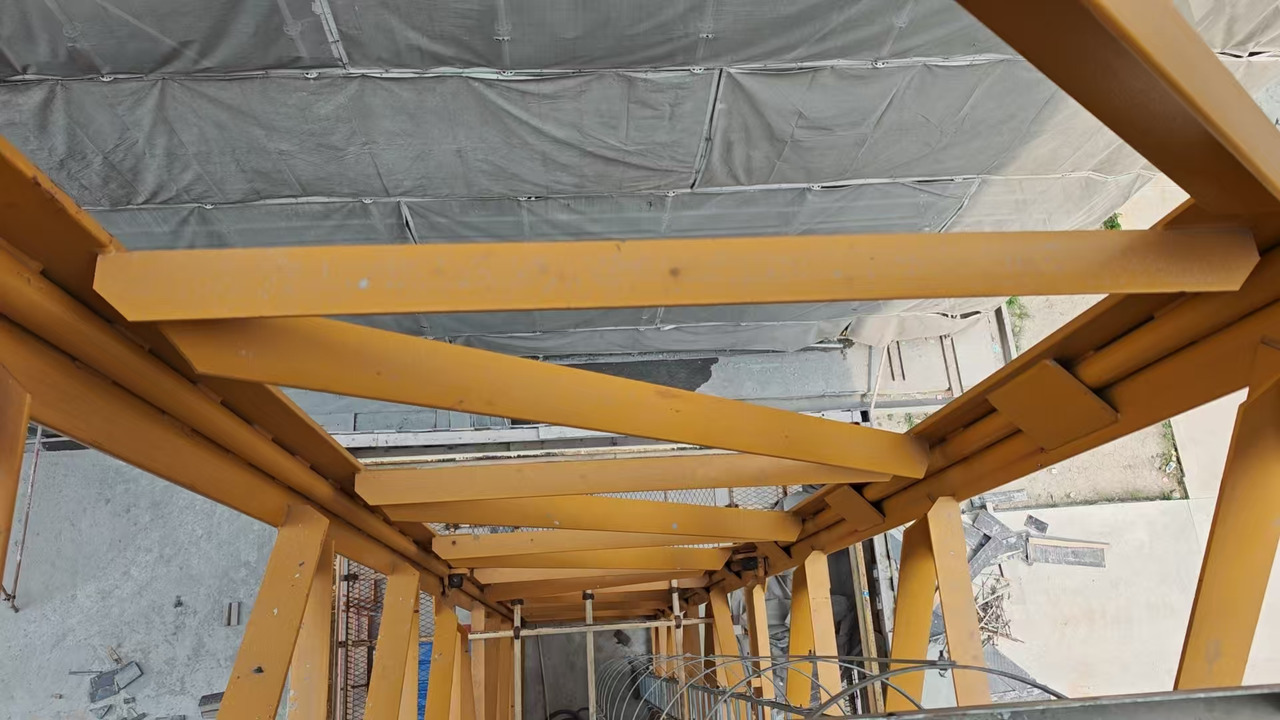 XCMG Official 20t XGT360-20S1 High Efficient Used Flat-top Tower Crane In Good Condition - Grúa torre: foto 3 XCMG Official 20t XGT360-20S1 High Efficient Used Flat-top Tower Crane In Good Condition - Grúa torre: foto 3
