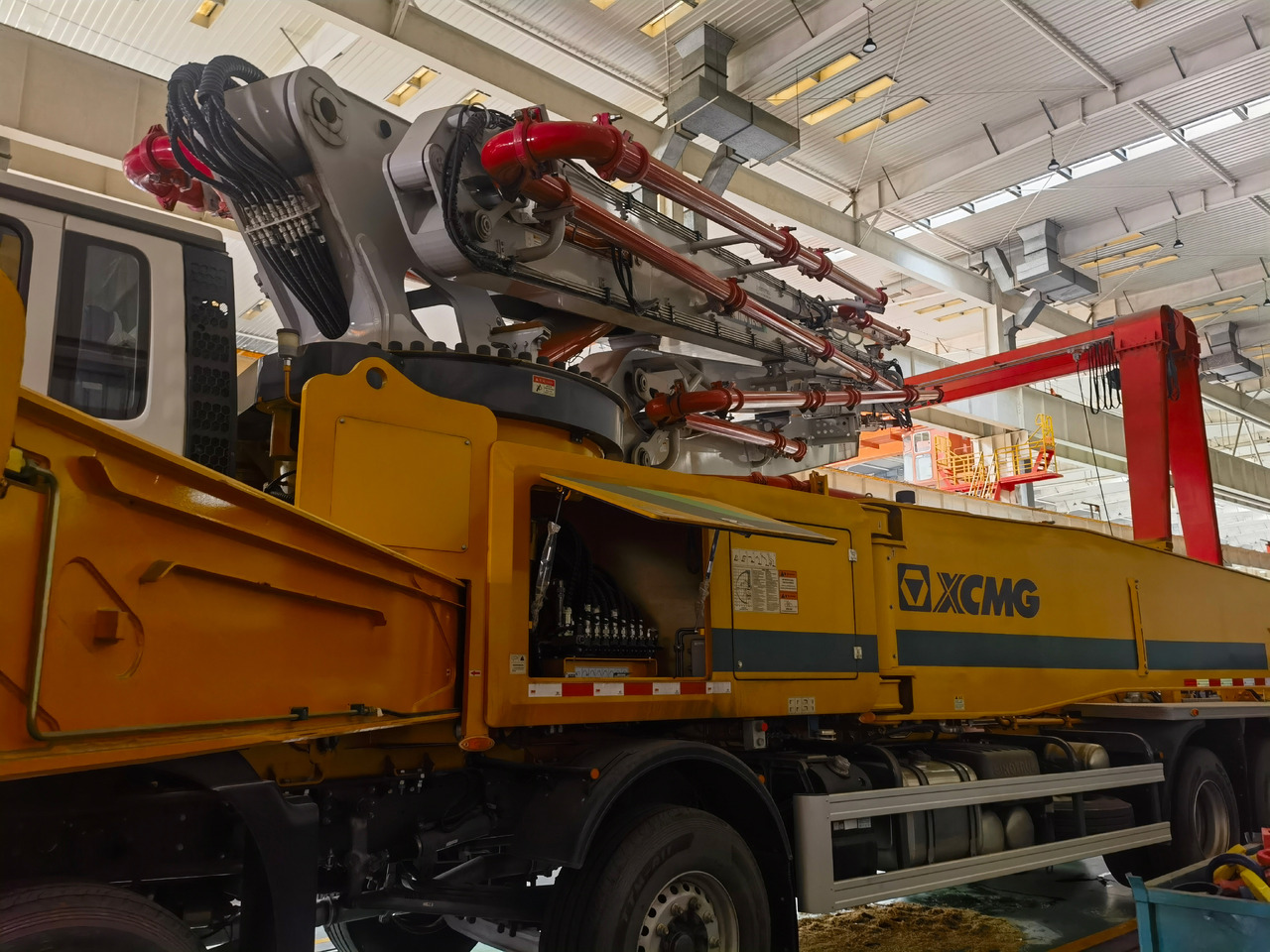 XCMG Official 60m Concrete Pump Machine HB60V Used Concrete Pump Truck For Sale - Camión bomba de hormigón: foto 3 XCMG Official 60m Concrete Pump Machine HB60V Used Concrete Pump Truck For Sale - Camión bomba de hormigón: foto 3