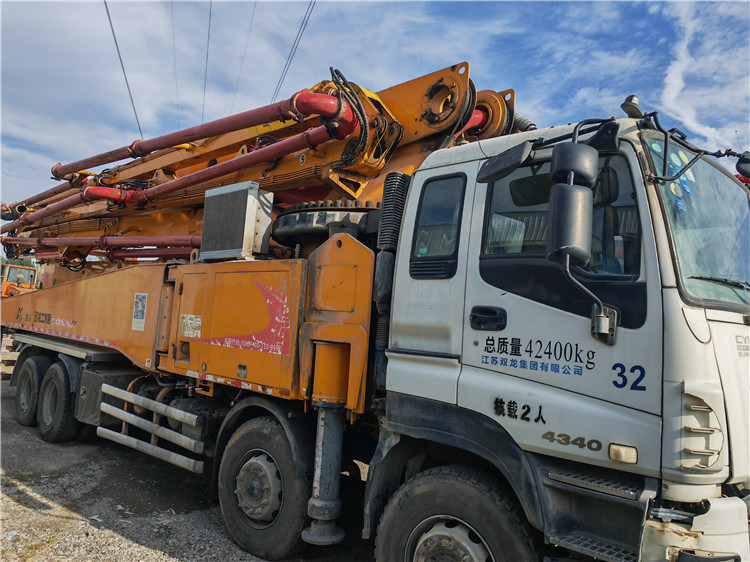XCMG Official Hb60K 2016 Year Used 56m Truck-Mounted Concrete Pump Truck for Sale - Camión bomba de hormigón: foto 2 XCMG Official Hb60K 2016 Year Used 56m Truck-Mounted Concrete Pump Truck for Sale - Camión bomba de hormigón: foto 2