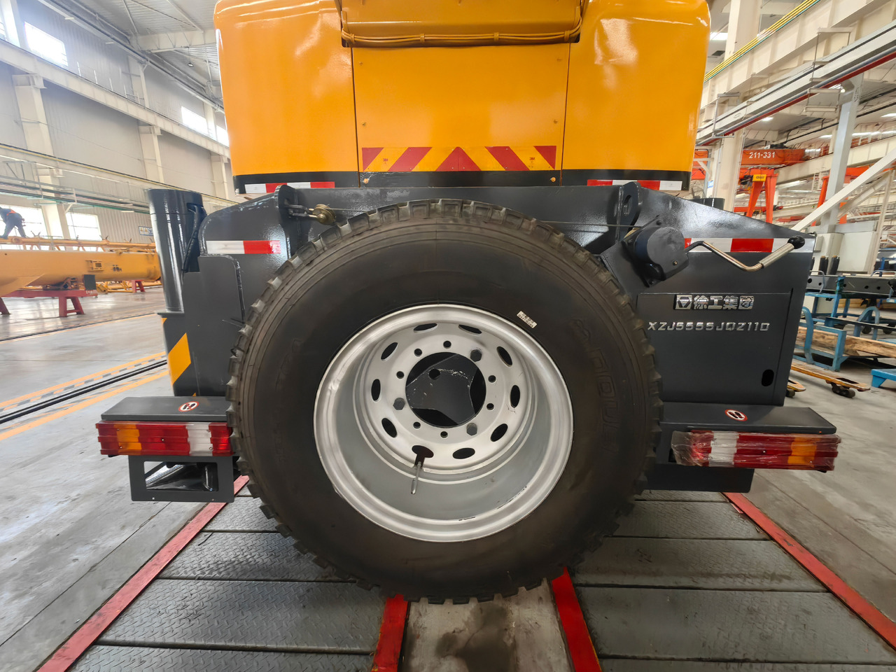 XCMG Official Mobile Crane Machine XCT110 110t Used Truck Crane For Sale - Autogrúa: foto 3 XCMG Official Mobile Crane Machine XCT110 110t Used Truck Crane For Sale - Autogrúa: foto 3