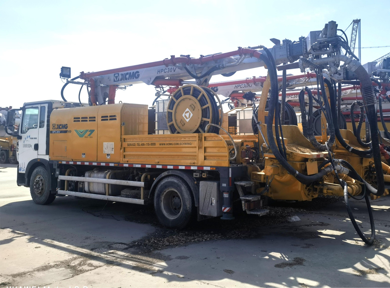 XCMG Official Schwing HPC30V Used Truck Mounted Concrete Spraying Machine For Sale - Maquinaria para hormigón: foto 5 XCMG Official Schwing HPC30V Used Truck Mounted Concrete Spraying Machine For Sale - Maquinaria para hormigón: foto 5