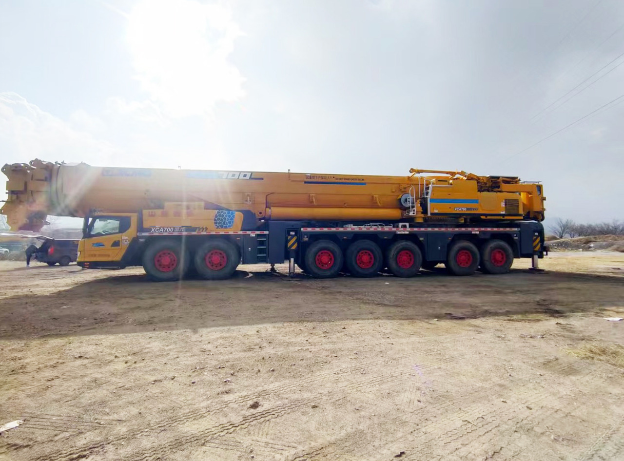 Grúa todo terreno XCMG Official Second Hand Mobile Truck Crane XCA700 All Terrain Cranes With High Quality: foto 7