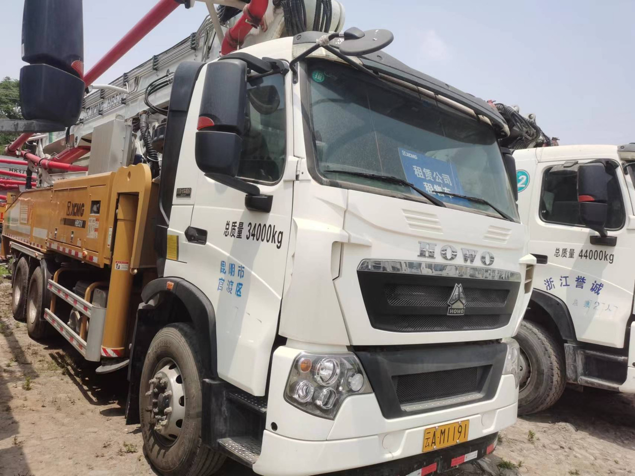 XCMG Official Used HB52V Schwing 52m Concrete Pump Truck Mounted Boom Concrete Pump Price - Camión bomba de hormigón: foto 3 XCMG Official Used HB52V Schwing 52m Concrete Pump Truck Mounted Boom Concrete Pump Price - Camión bomba de hormigón: foto 3