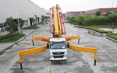 XCMG Official Used HB52V Schwing 52m Concrete Pump Truck Mounted Boom Concrete Pump Price - Camión bomba de hormigón: foto 2 XCMG Official Used HB52V Schwing 52m Concrete Pump Truck Mounted Boom Concrete Pump Price - Camión bomba de hormigón: foto 2