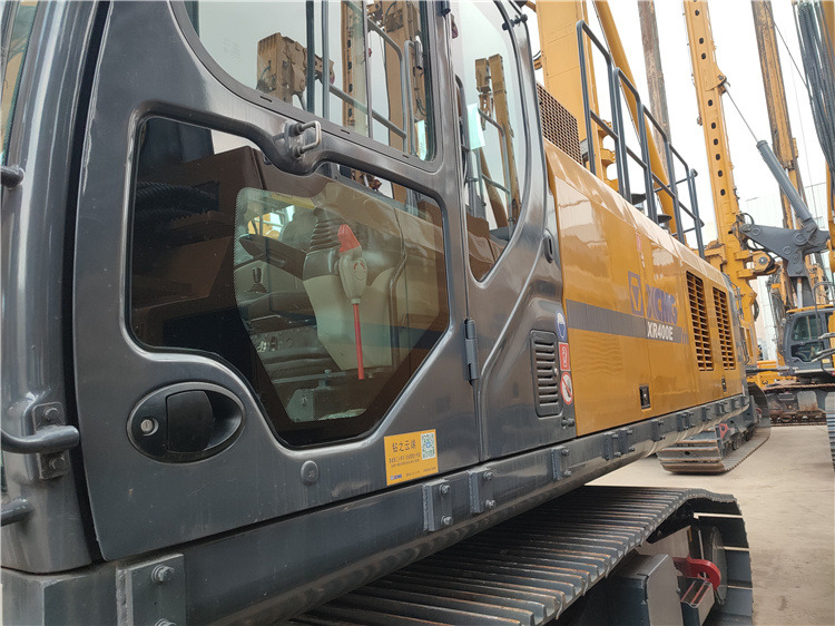 XCMG Official Xe400e Second Hand Hydraulic Rotary Piling Rig Used Rotary Table Drilling Rig - Martillo de hinca de pilotes: foto 3 XCMG Official Xe400e Second Hand Hydraulic Rotary Piling Rig Used Rotary Table Drilling Rig - Martillo de hinca de pilotes: foto 3