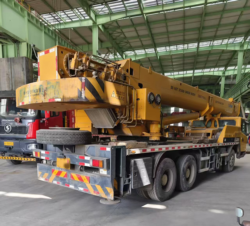 XCMG QY25K5A 25 ton truck crane hydraulic for sale - Autogrúa: foto 4 XCMG QY25K5A 25 ton truck crane hydraulic for sale - Autogrúa: foto 4