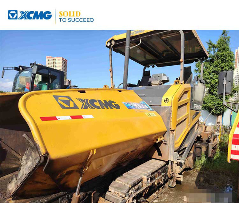 XCMG RP905HDIV used hydraulic mobile asphalt paver - Pavimentadora de asfalto: foto 1 XCMG RP905HDIV used hydraulic mobile asphalt paver - Pavimentadora de asfalto: foto 1