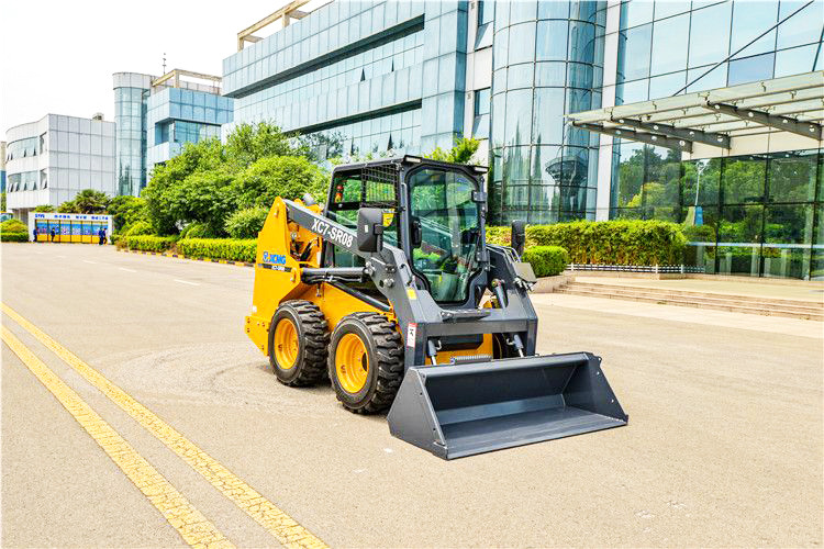 XCMG XC7-SR08 China brand XCMG mini wheel loader skid steer price - Minicargadora: foto 4 XCMG XC7-SR08 China brand XCMG mini wheel loader skid steer price - Minicargadora: foto 4