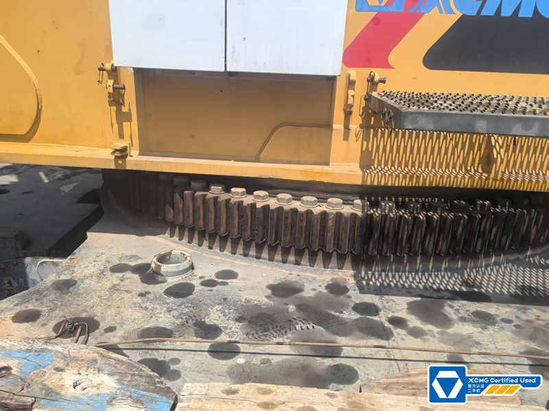 XCMG XGC500 500ton used hydraulic lift machine price - Grúa sobre orugas: foto 2 XCMG XGC500 500ton used hydraulic lift machine price - Grúa sobre orugas: foto 2
