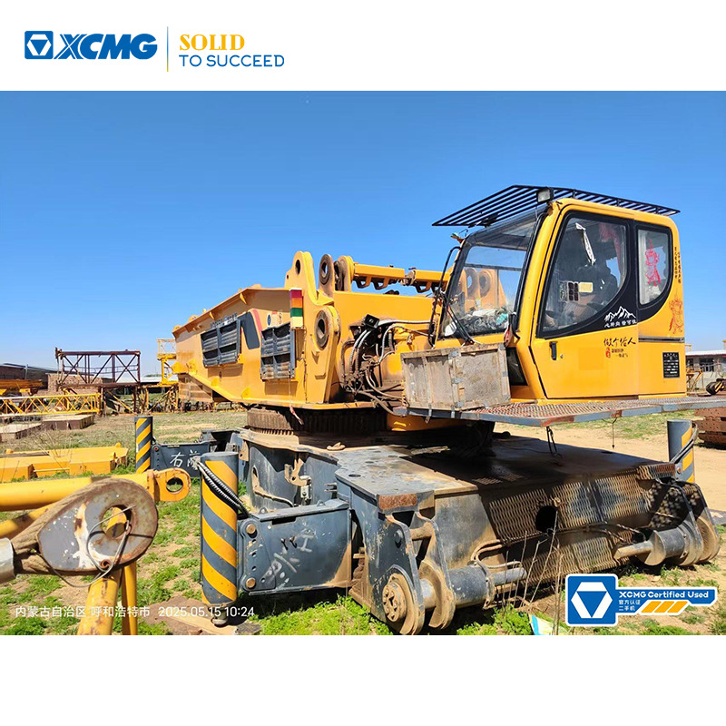 XCMG XGC650 used mobile hydraulic hoist lift machine 650ton crawler crane - Grúa sobre orugas: foto 1 XCMG XGC650 used mobile hydraulic hoist lift machine 650ton crawler crane - Grúa sobre orugas: foto 1