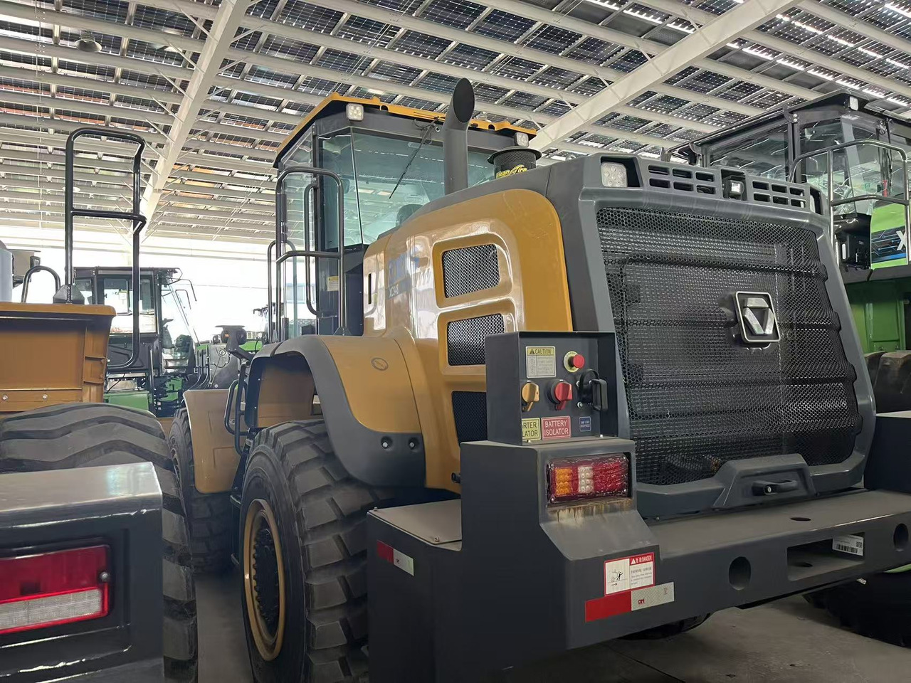 XCMG official XC948 4.5ton wheel loader hydraulic with diesel engine in stock - Cargadora de ruedas: foto 3 XCMG official XC948 4.5ton wheel loader hydraulic with diesel engine in stock - Cargadora de ruedas: foto 3