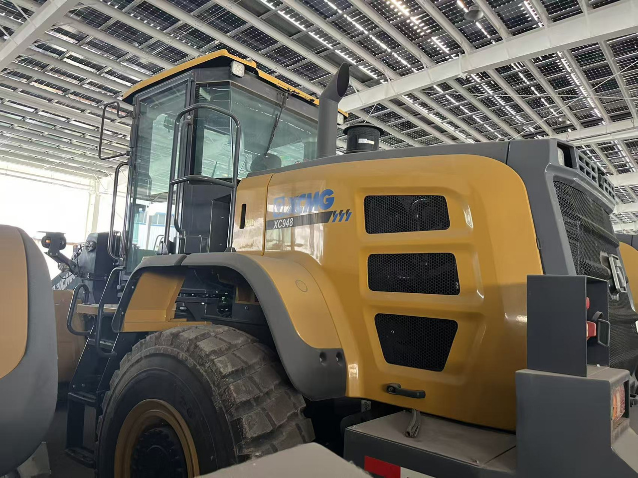 XCMG official XC948 4.5ton wheel loader hydraulic with diesel engine in stock - Cargadora de ruedas: foto 5 XCMG official XC948 4.5ton wheel loader hydraulic with diesel engine in stock - Cargadora de ruedas: foto 5