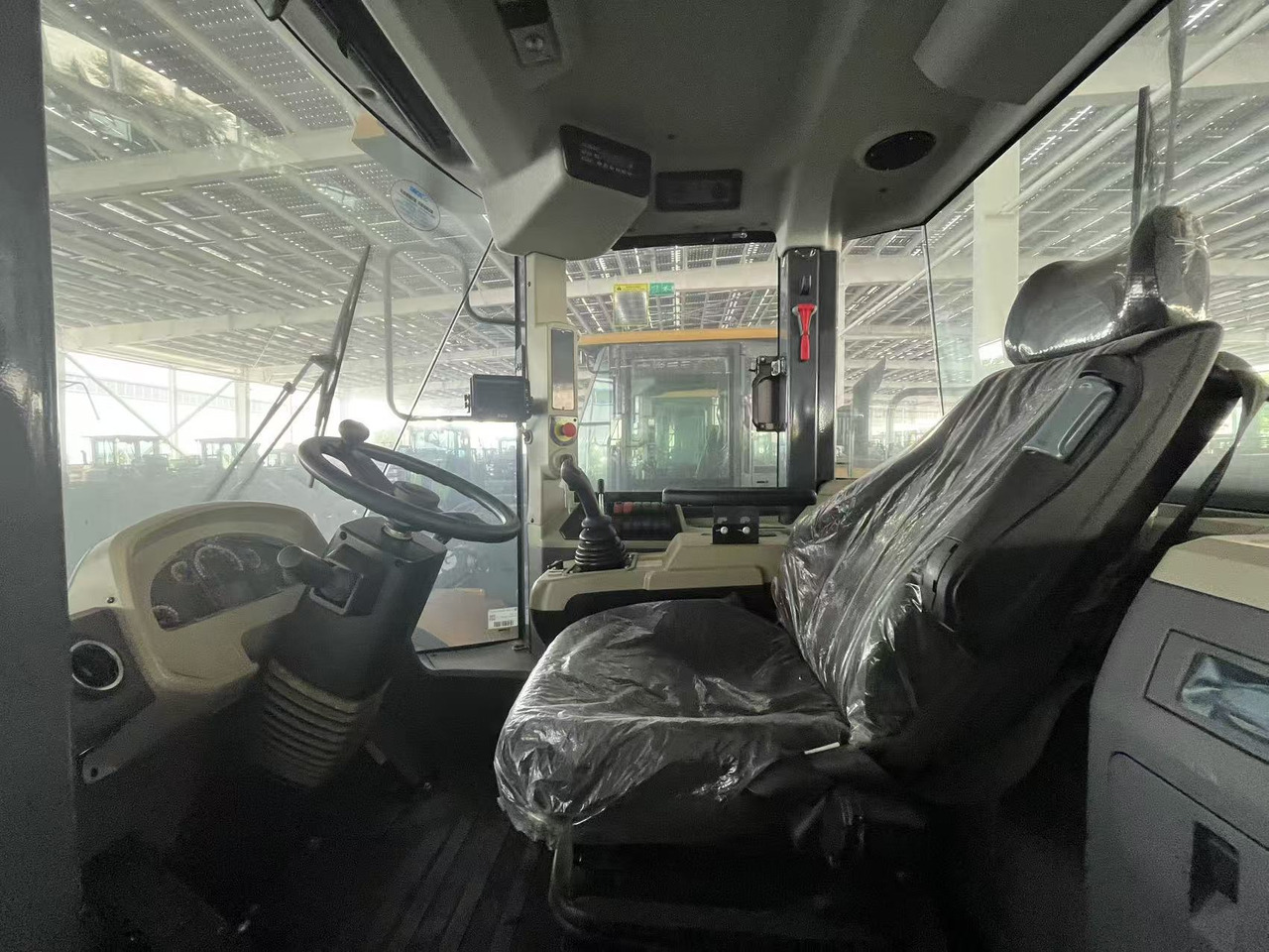 XCMG official XC948 4.5ton wheel loader hydraulic with diesel engine in stock - Cargadora de ruedas: foto 2 XCMG official XC948 4.5ton wheel loader hydraulic with diesel engine in stock - Cargadora de ruedas: foto 2