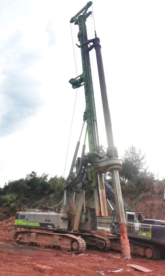 Zoomlion ZR360L used 2022 Rotary Drilling Rig price - Perforadora: foto 2 Zoomlion ZR360L used 2022 Rotary Drilling Rig price - Perforadora: foto 2