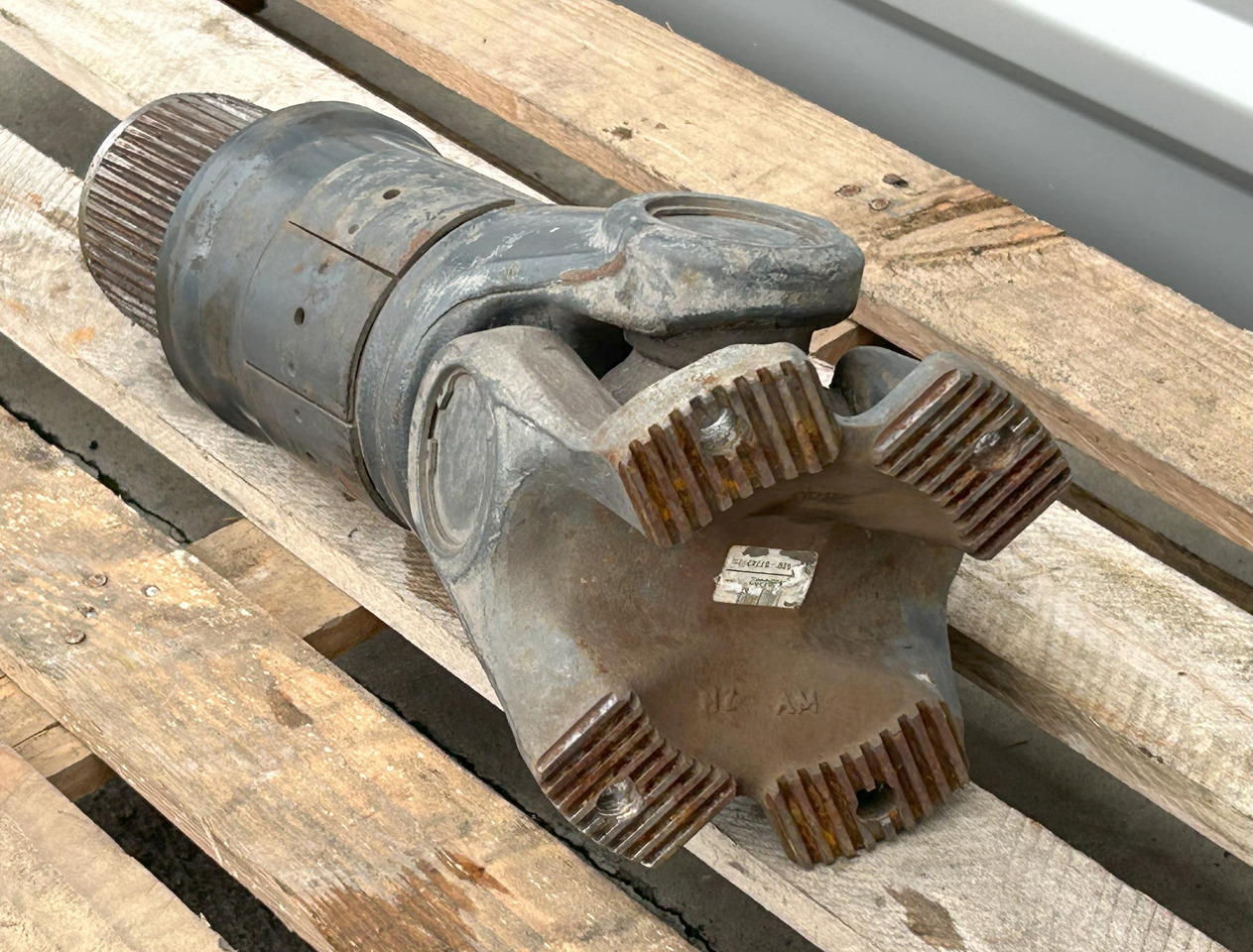 Árbol de transmisión DAF CF EURO 6 440 DRIVE SHAFT LENGTH 1640 MM: foto 9 Árbol de transmisión DAF CF EURO 6 440 DRIVE SHAFT LENGTH 1640 MM: foto 9