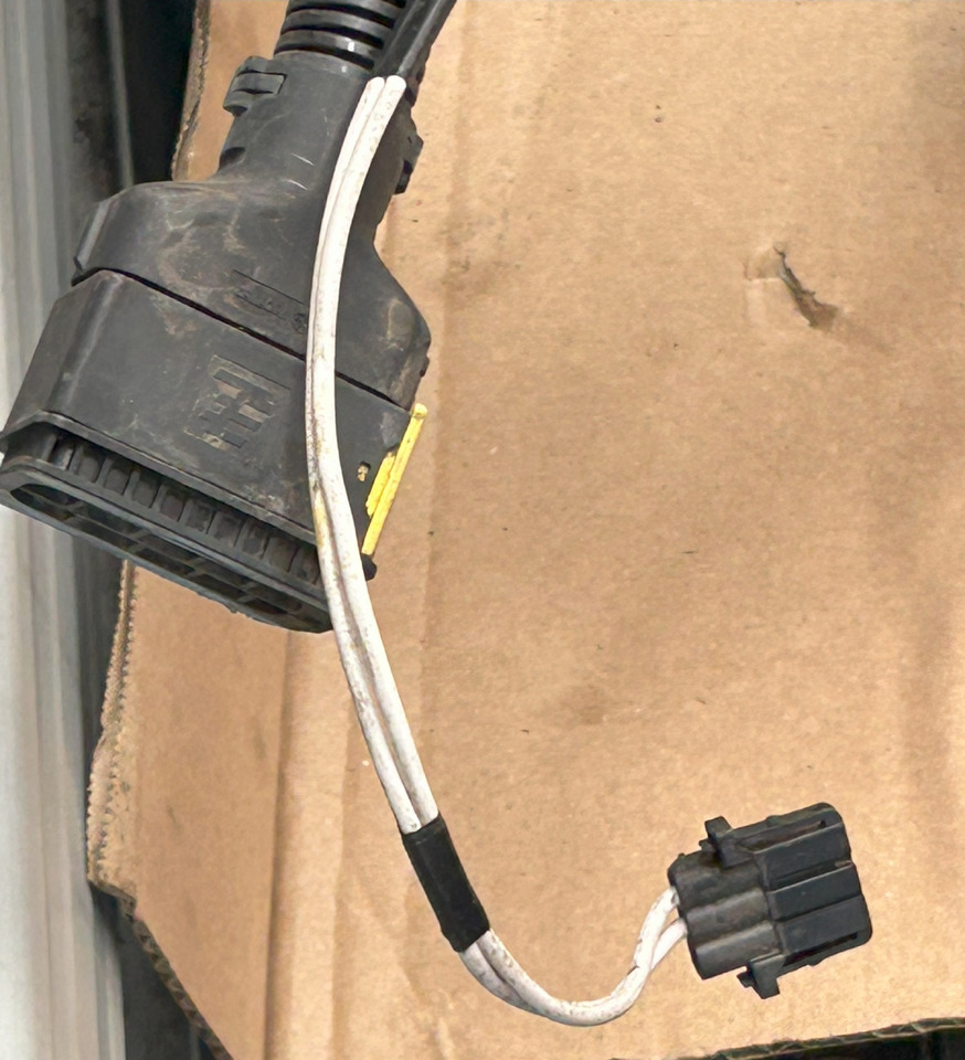 DAF XF 106 ELECTRICAL HARNESS - Cables/ Alambres: foto 3 DAF XF 106 ELECTRICAL HARNESS - Cables/ Alambres: foto 3