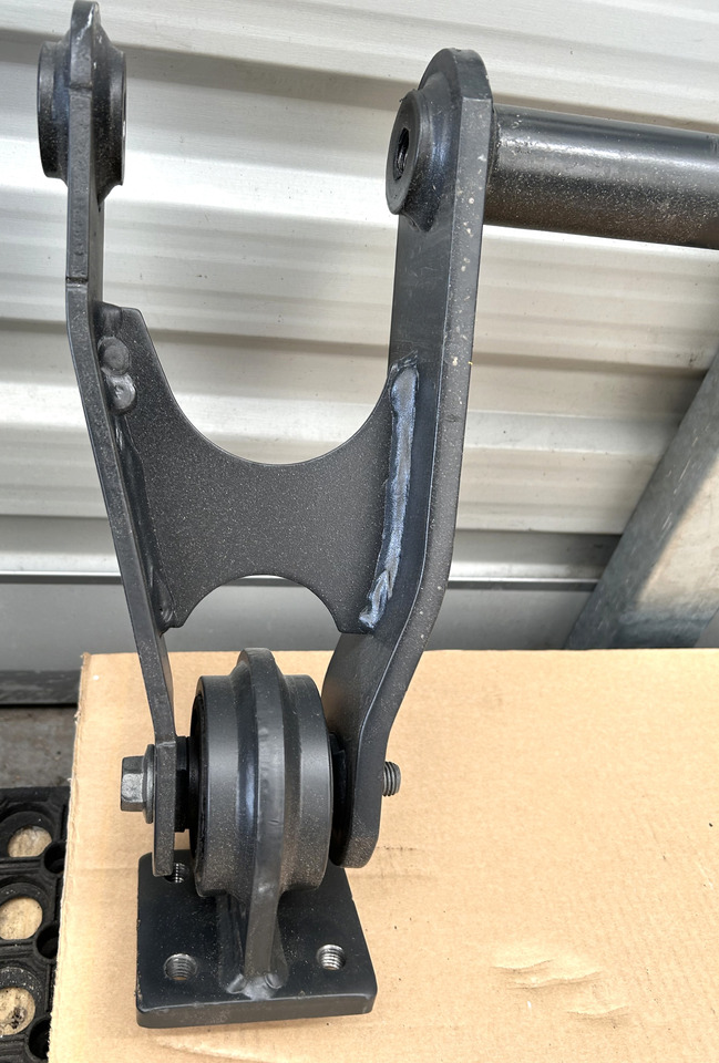 IVECO S-WAY CABIN TIP ROD - Suspensión de cabina: foto 2 IVECO S-WAY CABIN TIP ROD - Suspensión de cabina: foto 2