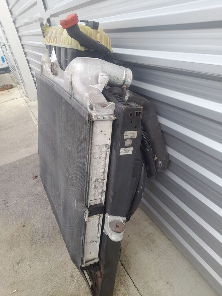 MAN TGA 81061016477 - Intercooler para Camión: foto 3 MAN TGA 81061016477 - Intercooler para Camión: foto 3