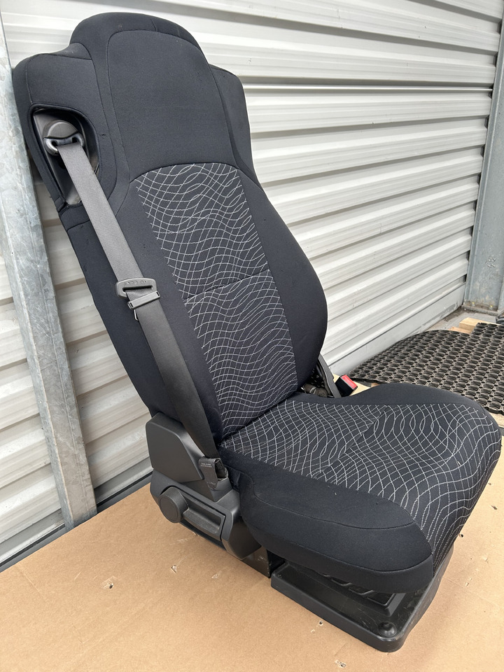 MERCEDES ACTROS MP4 PASSENGER SEAT - Asiento: foto 3 MERCEDES ACTROS MP4 PASSENGER SEAT - Asiento: foto 3