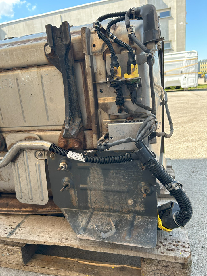 MERCEDES AROCS MP4 A0074908212 - Convertidor catalítico para Camión: foto 4 MERCEDES AROCS MP4 A0074908212 - Convertidor catalítico para Camión: foto 4