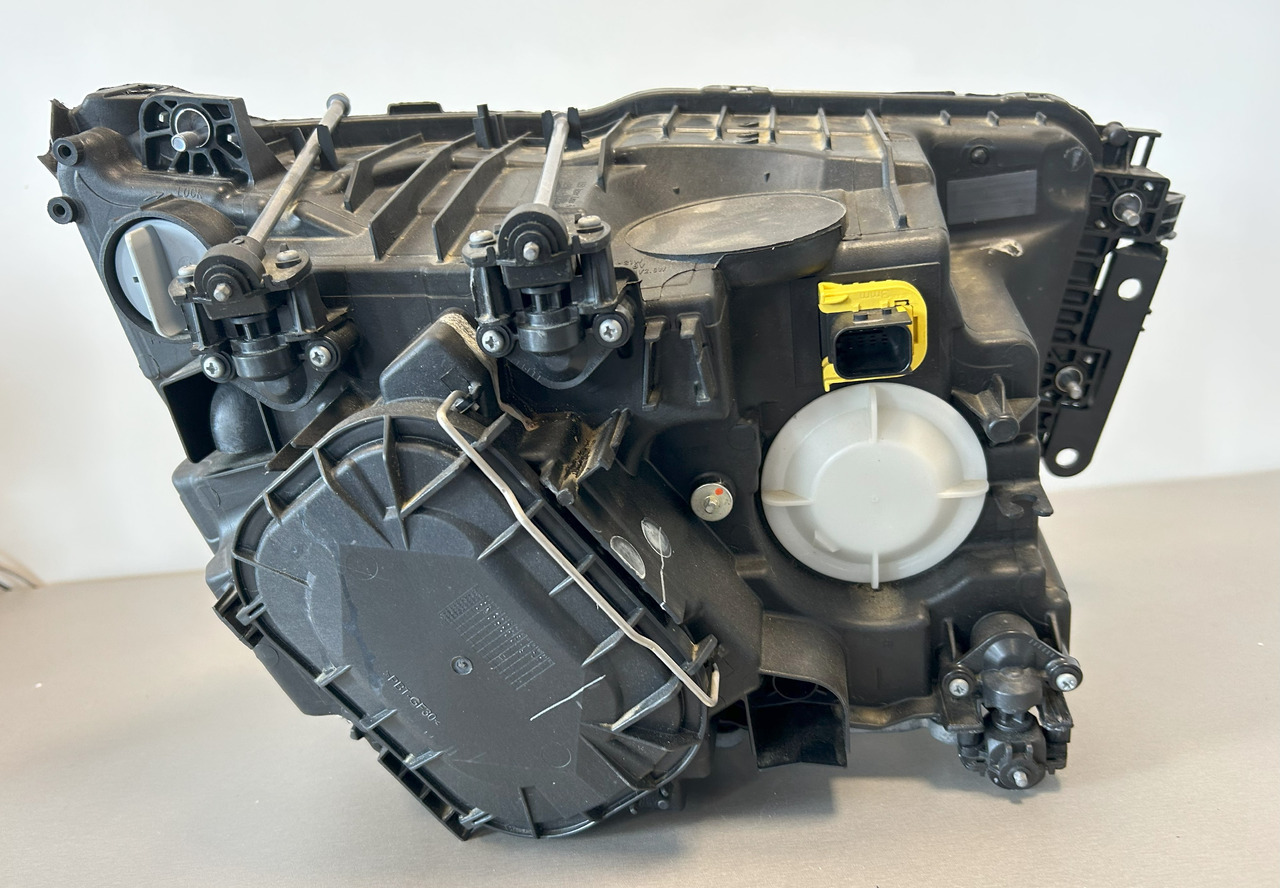 MERCEDES-BENZ brand new original OEM Mercedes-Benz headlight LEFT BI-XENON MP4, MP5 - Faro delantero: foto 3 MERCEDES-BENZ brand new original OEM Mercedes-Benz headlight LEFT BI-XENON MP4, MP5 - Faro delantero: foto 3