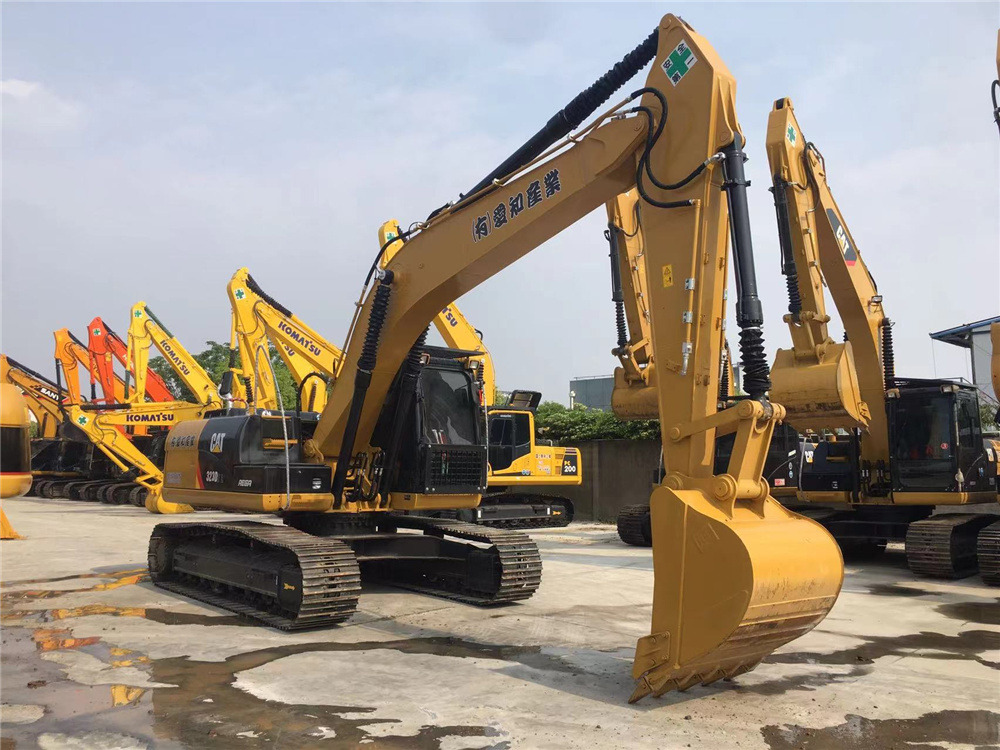 Caterpillar 23Ton Used Excavator CAT 323D2L with mechanical Engine C7.1 - Excavadora de cadenas: foto 3 Caterpillar 23Ton Used Excavator CAT 323D2L with mechanical Engine C7.1 - Excavadora de cadenas: foto 3