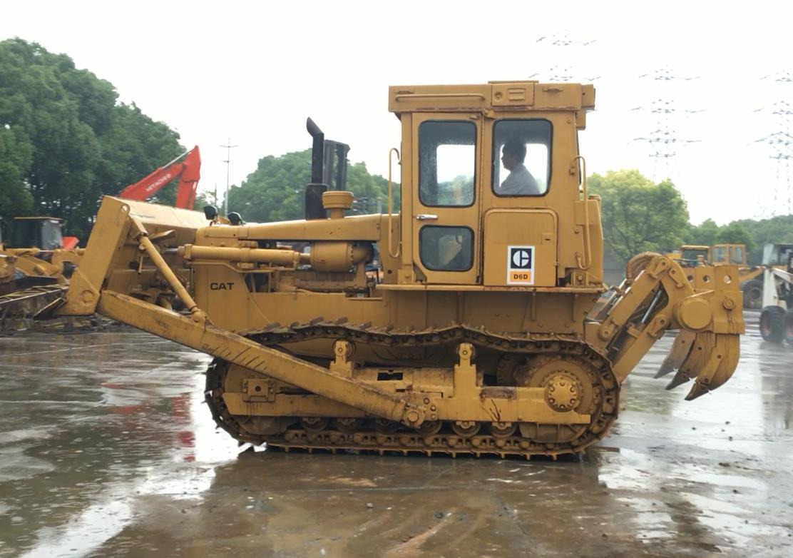 Caterpillar D6D Bulldozer Good Condition Tracked Tractor for Bolivia - Bulldozer: foto 1 Caterpillar D6D Bulldozer Good Condition Tracked Tractor for Bolivia - Bulldozer: foto 1