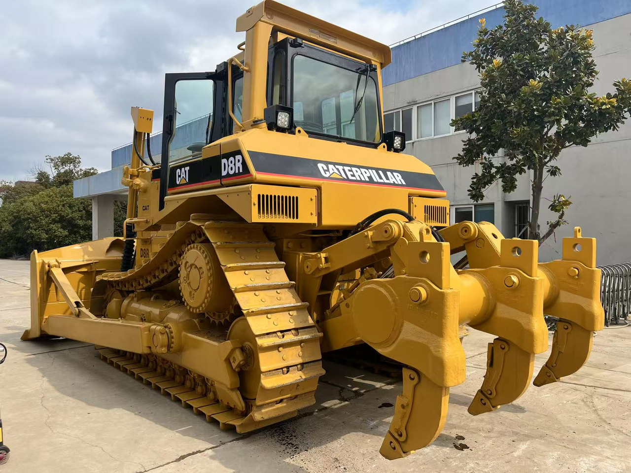 Caterpillar D8R Tracked Tractor Good Quality Heavy Duty CAT Mining Bulldozer - Bulldozer: foto 5 Caterpillar D8R Tracked Tractor Good Quality Heavy Duty CAT Mining Bulldozer - Bulldozer: foto 5
