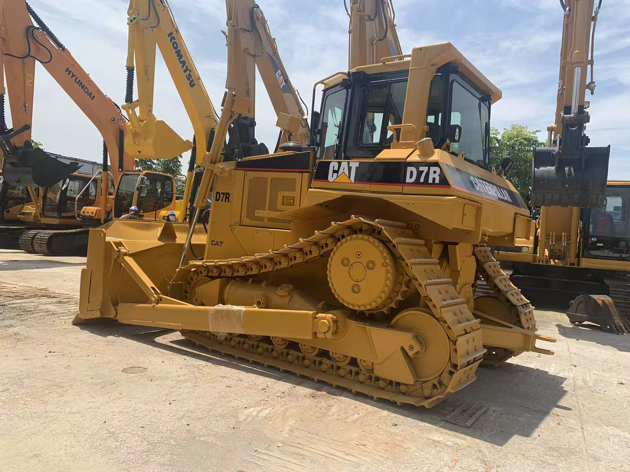 Caterpillar Tracked Tractor CAT D6R, D7R, D8R with Triangle Track - Bulldozer: foto 3 Caterpillar Tracked Tractor CAT D6R, D7R, D8R with Triangle Track - Bulldozer: foto 3
