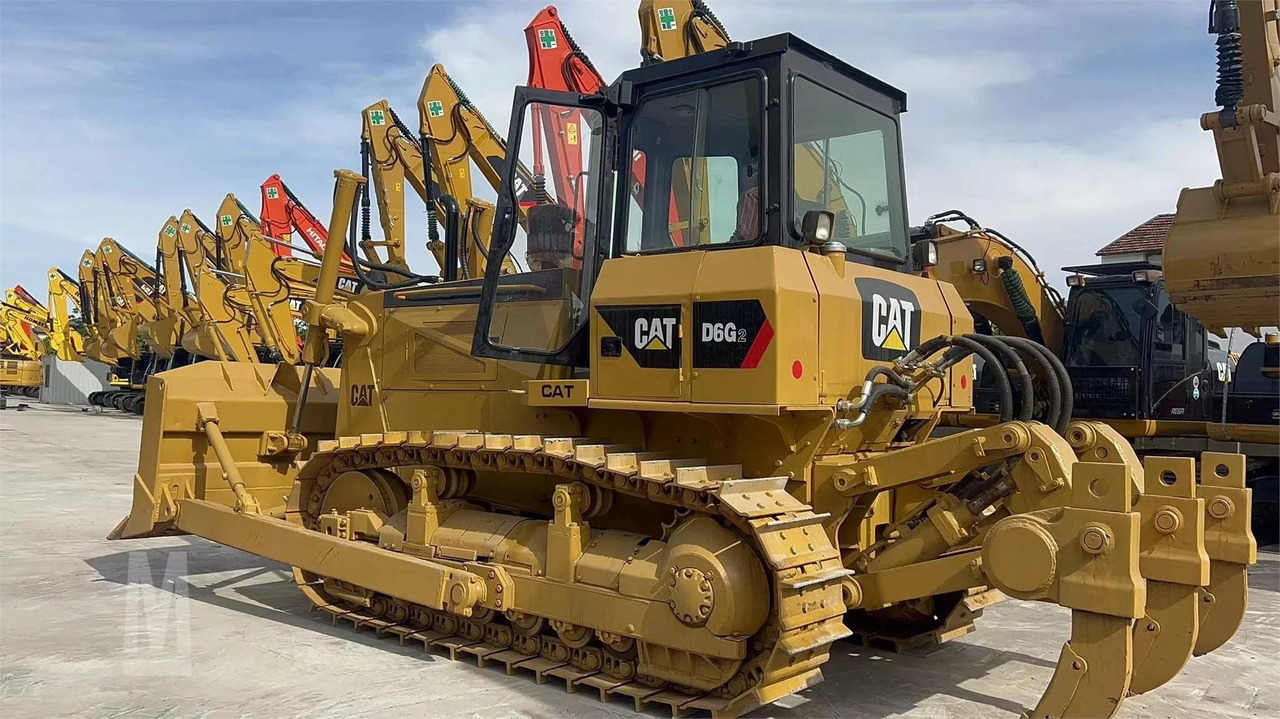 Caterpillar Tracked Tractor Secondhand CAT D6G, D6D Crawler Bulldozer - Bulldozer: foto 3 Caterpillar Tracked Tractor Secondhand CAT D6G, D6D Crawler Bulldozer - Bulldozer: foto 3