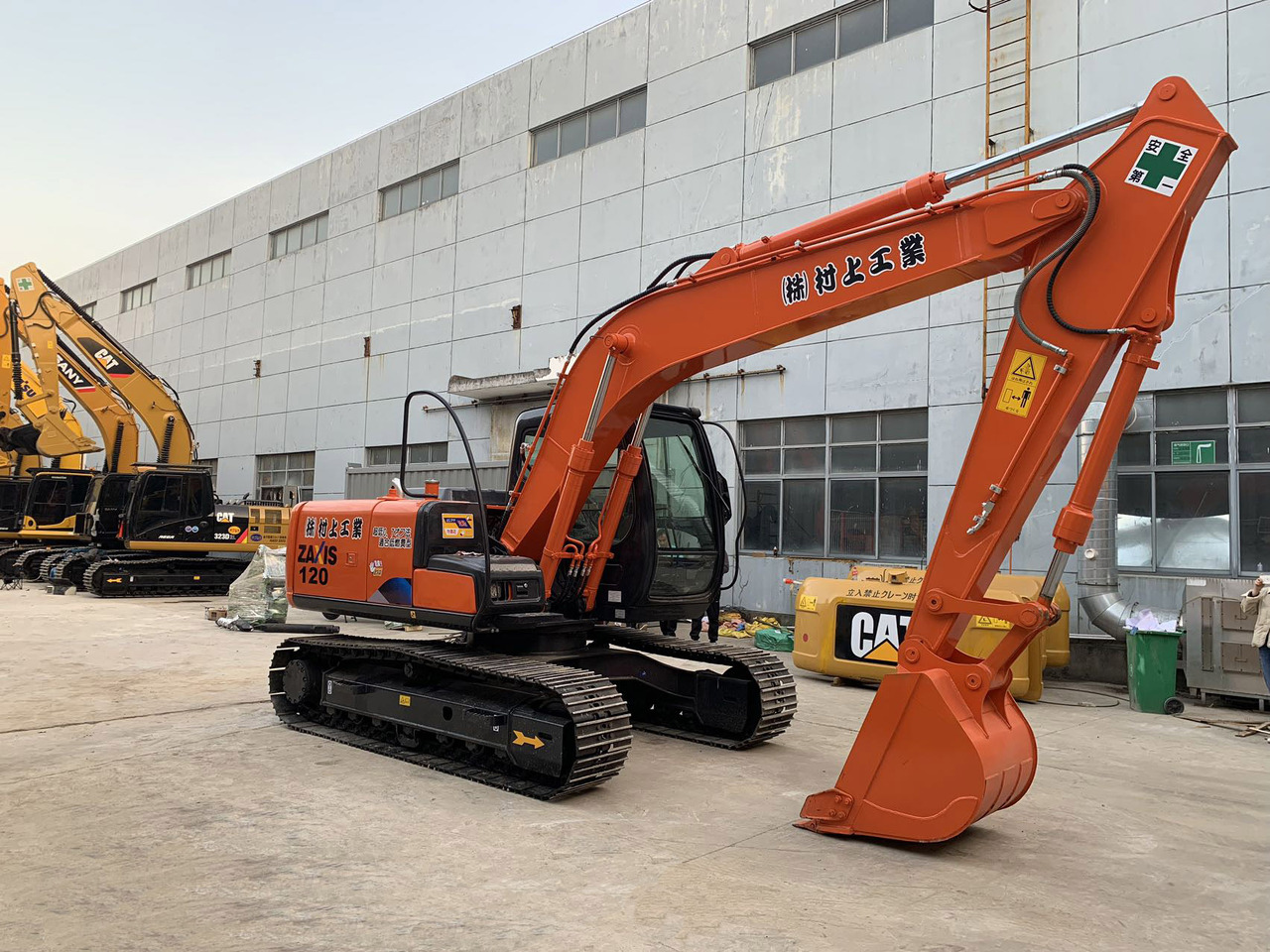 Hitachi ZX120 ZX70 ZX200 Good Price Secondhand Excavator - Excavadora de cadenas: foto 4 Hitachi ZX120 ZX70 ZX200 Good Price Secondhand Excavator - Excavadora de cadenas: foto 4