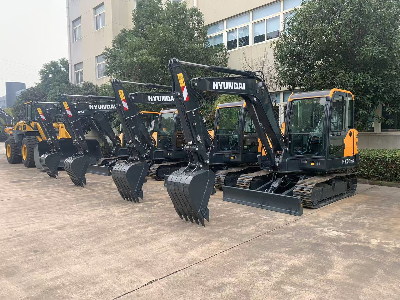 Hyundai 6 ton Mini Excavator Hyundai HX60 Pro Brand New Condition - Miniexcavadora: foto 2 Hyundai 6 ton Mini Excavator Hyundai HX60 Pro Brand New Condition - Miniexcavadora: foto 2