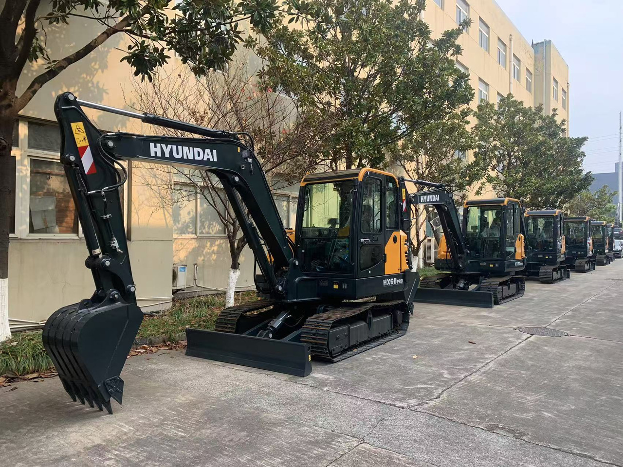 Hyundai Excavator Brand New Hyundai HX60 Pro Small Excavator - Miniexcavadora: foto 5 Hyundai Excavator Brand New Hyundai HX60 Pro Small Excavator - Miniexcavadora: foto 5
